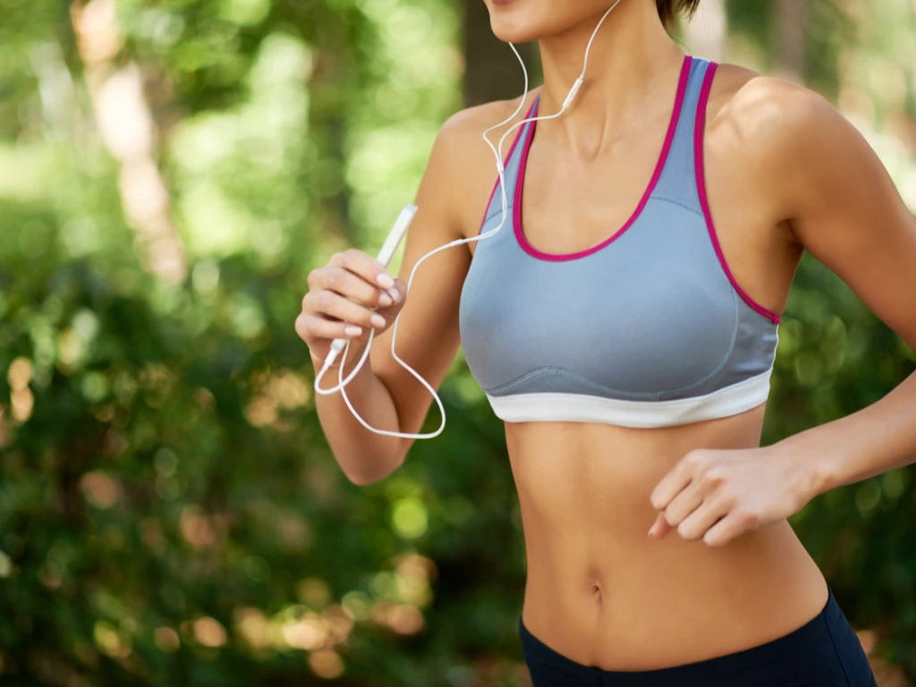 Sports bra and running posture