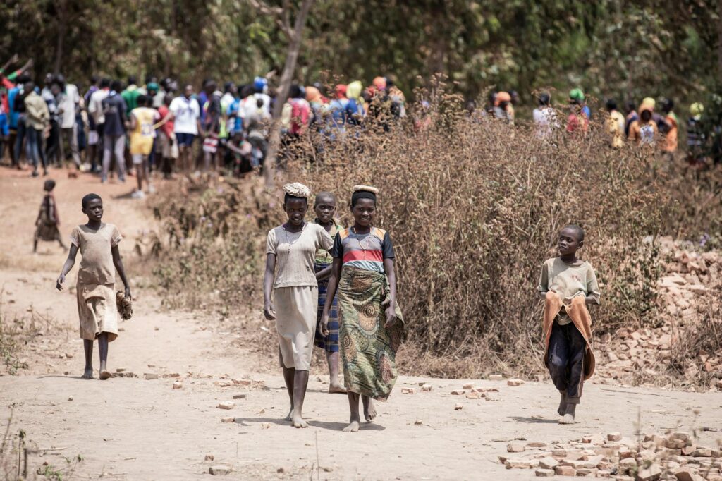 Breaking: Thousands Flee as Israel and Hezbollah Adhere to 10-Day Ceasefire in 2026, Paving Way for Potential US-Iran Peace Talks