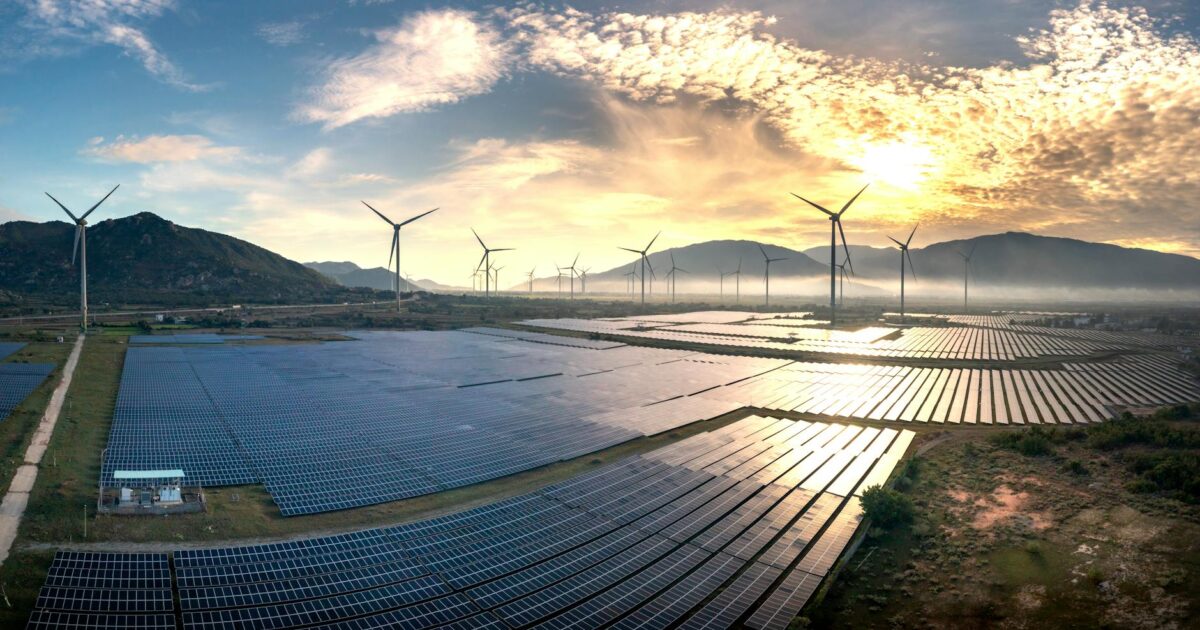 Global Energy Crisis: How Hoarding by Wealthy Nations Is Driving Oil Prices to Record Highs in 2026 - featured