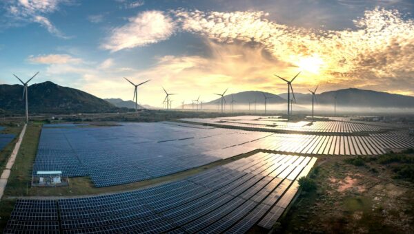 Global Energy Crisis: How Hoarding by Wealthy Nations Is Driving Oil Prices to Record Highs in 2026 - featured