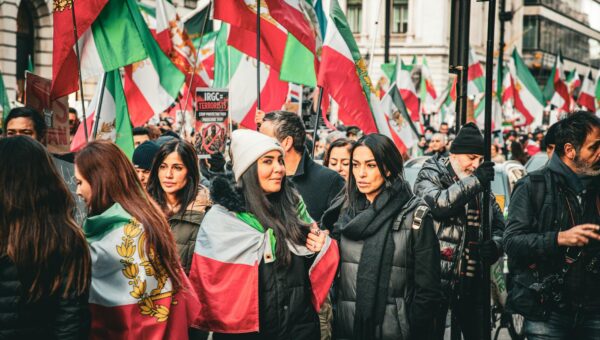 Iran War Update 2026: Trump Weighs Iran Deal as Tensions Escalate on Day 92 - featured