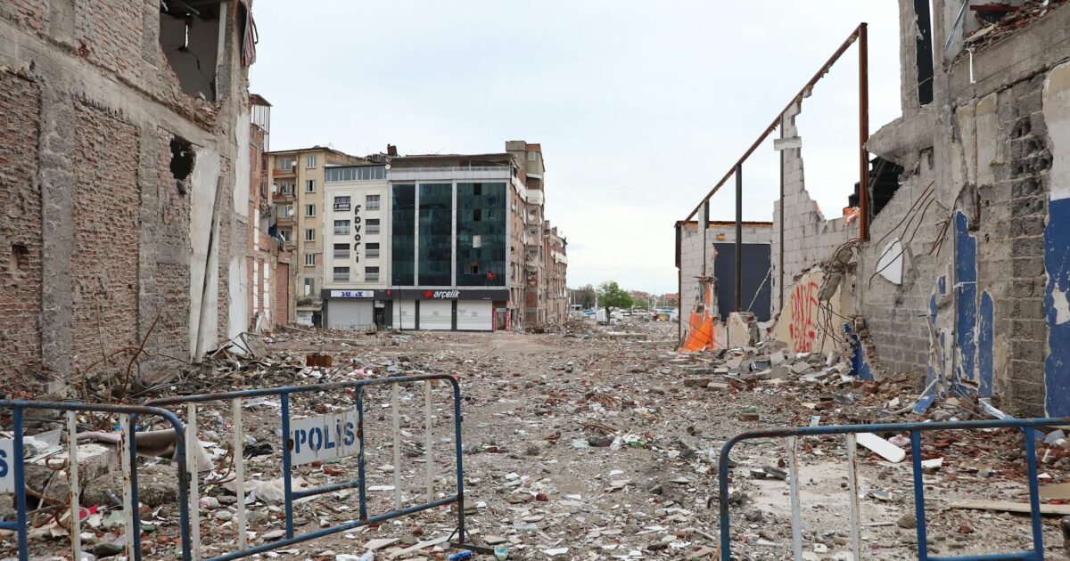 Russia's Devastating Strikes on Kyiv: A Humanitarian Crisis Unfolds in 2026 - featured