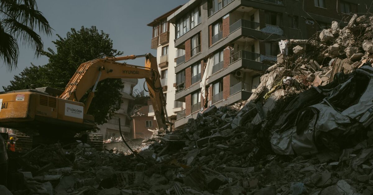 Venezuela Earthquakes 2026: Rescue Efforts Underway as Death Toll Rises to 5,000 and Over 10,000 Injured - featured