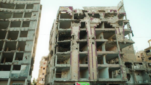 Escalating Conflict: U.S. and Iran Plunge into Violent Cycle in 2026, Leaving Global Stability on Edge - featured