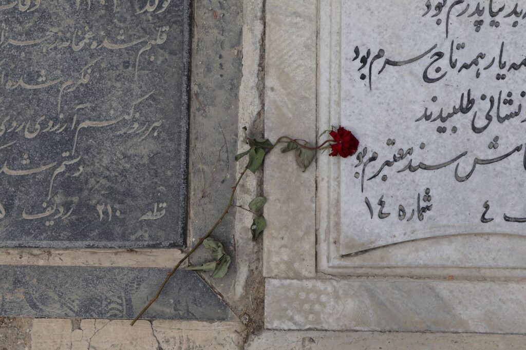 Iran in Mourning: Tens of Thousands Gather in Tehran to Pay Respects to Ayatollah Ali Khamenei in 2026