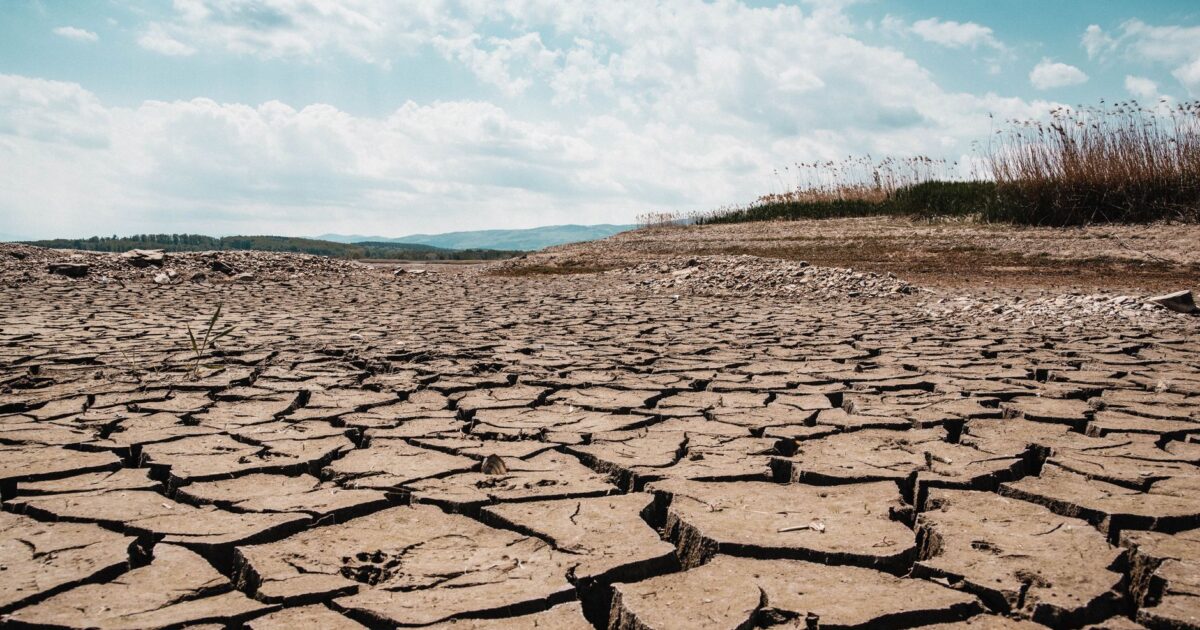 Europe's Scorching Summer: How Rising Temperatures Are Disrupting Transportation Systems in 2026