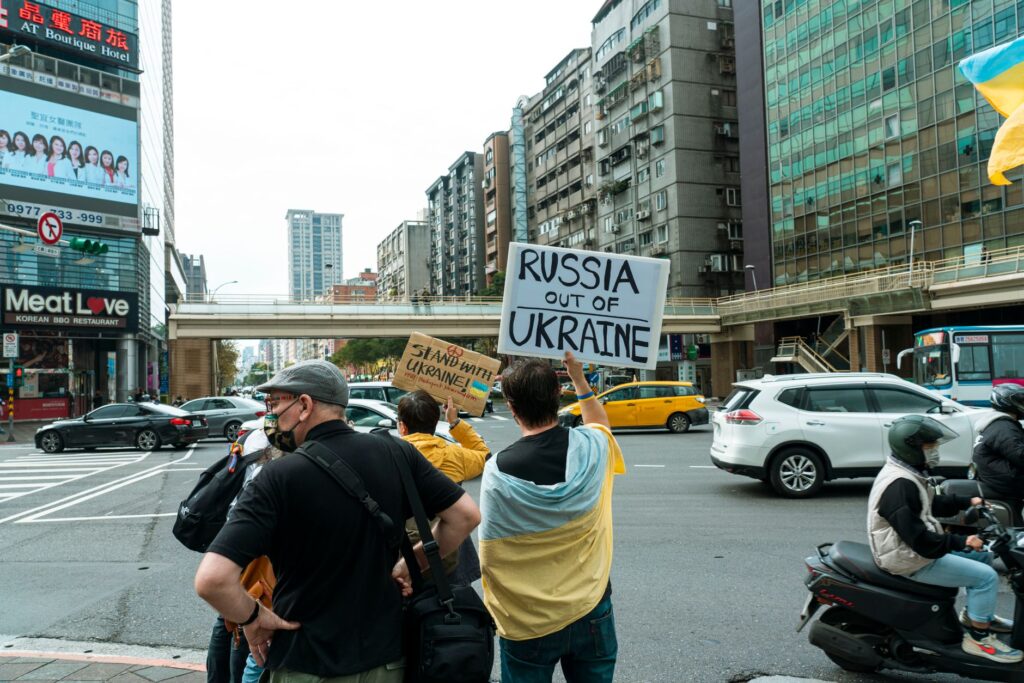 Russia-Ukraine Conflict Escalates: At Least 7 Killed in Largest Attack of 2026, Sparking Fears of Wider War