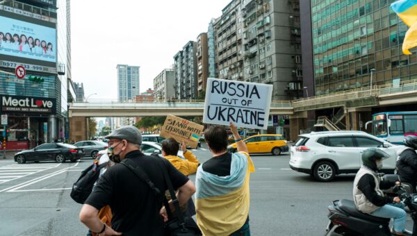 Russia-Ukraine Conflict Escalates: At Least 7 Killed in Largest Attack of 2026, Sparking Fears of Wider War - featured