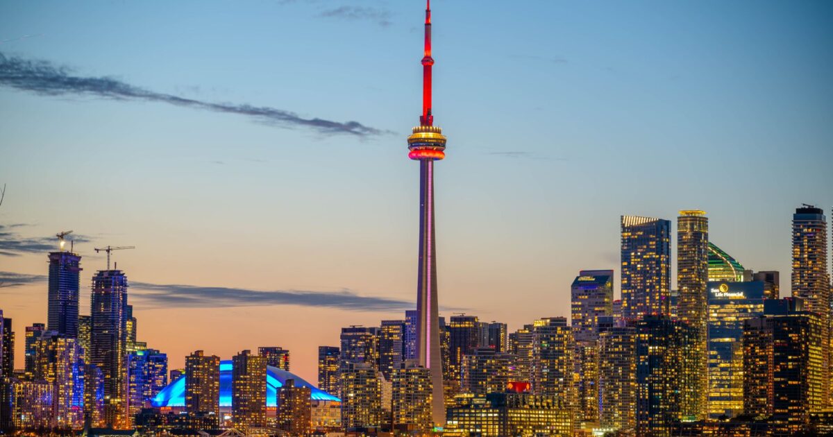 Stunning Upset in Toronto: Ekaterina Alexandrova Takes Down World Number One Aryna Sabalenka at Canadian Open 2026 - featured